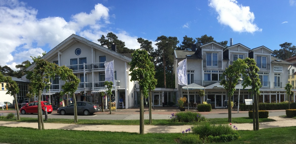 Frontansicht Hotel Strandallee